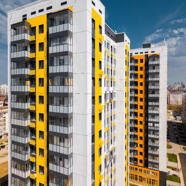 Фиброцементные панели Sfibral NCS 0580-Y желтый — яркий фасад тест фото 4